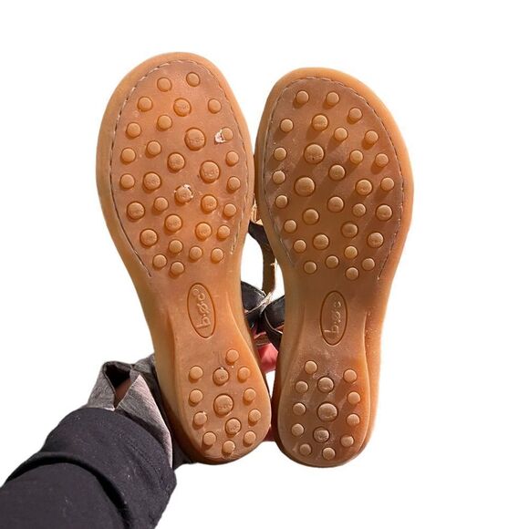 B.o.c blue metallic strapy sandals. Size 6 - Picture 5 of 7